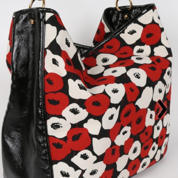 YSL Poppy Hobo Bag - Picture 8 of 16